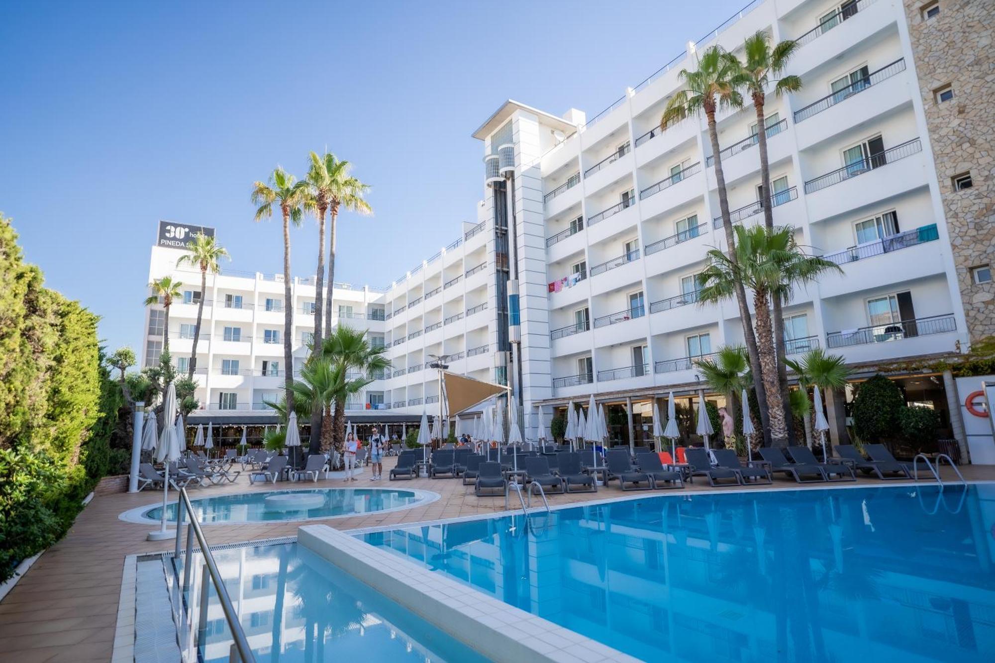 30º Hotels - Hotel Pineda Splash Pineda de Mar Exteriör bild